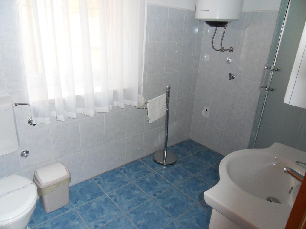 Apartments Petricevic 2 塞尔瑟 外观 照片