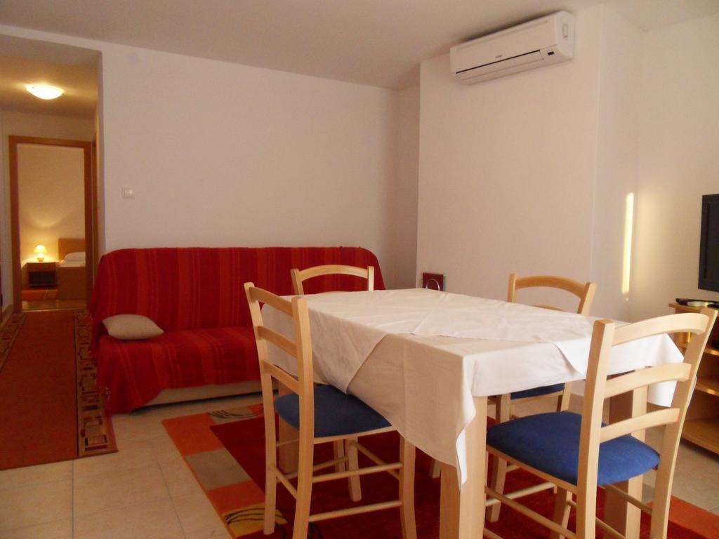 Apartments Petricevic 2 塞尔瑟 外观 照片