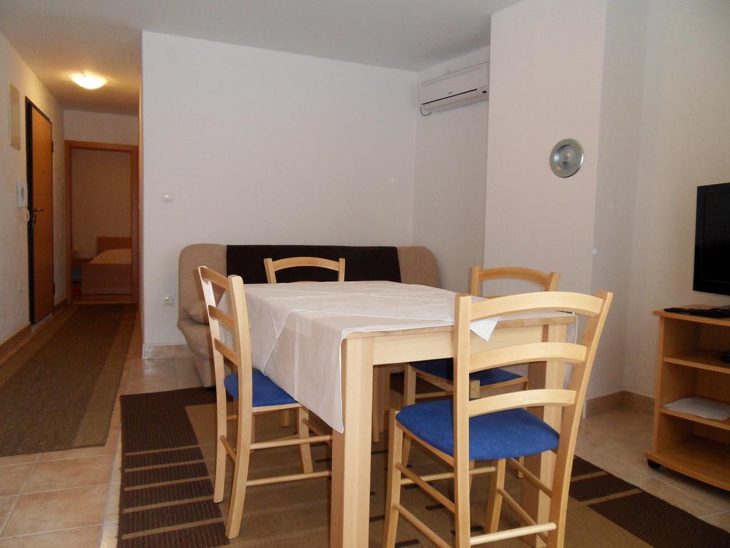 Apartments Petricevic 2 塞尔瑟 外观 照片
