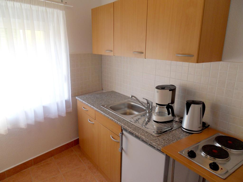 Apartments Petricevic 2 塞尔瑟 外观 照片