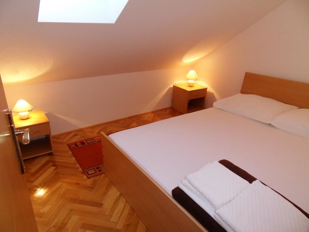 Apartments Petricevic 2 塞尔瑟 外观 照片